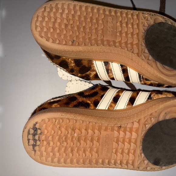 Adidas Leopard Print Sneakers with Blue and Cream - Picture 3 of 3